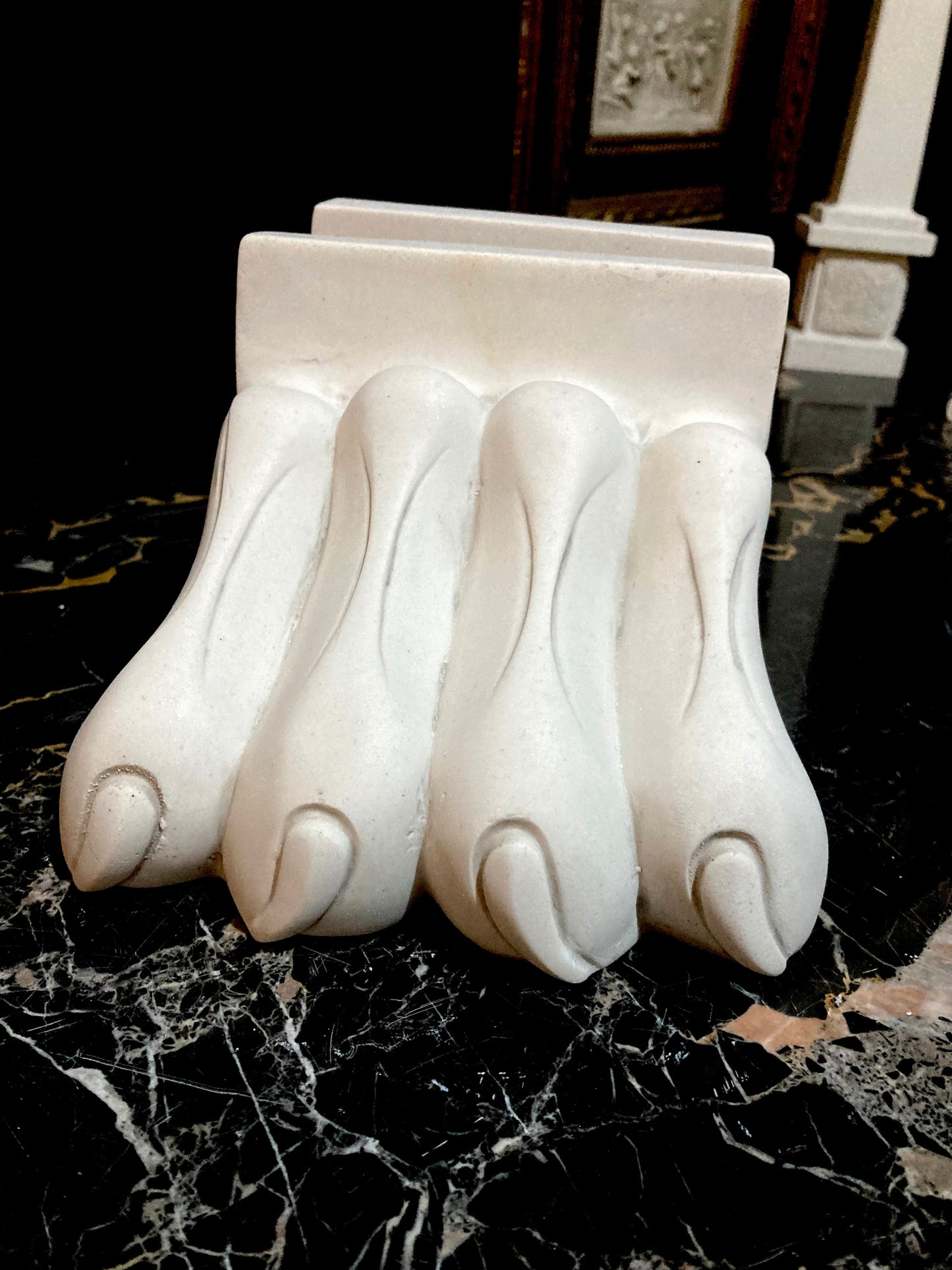 Claw Bookends