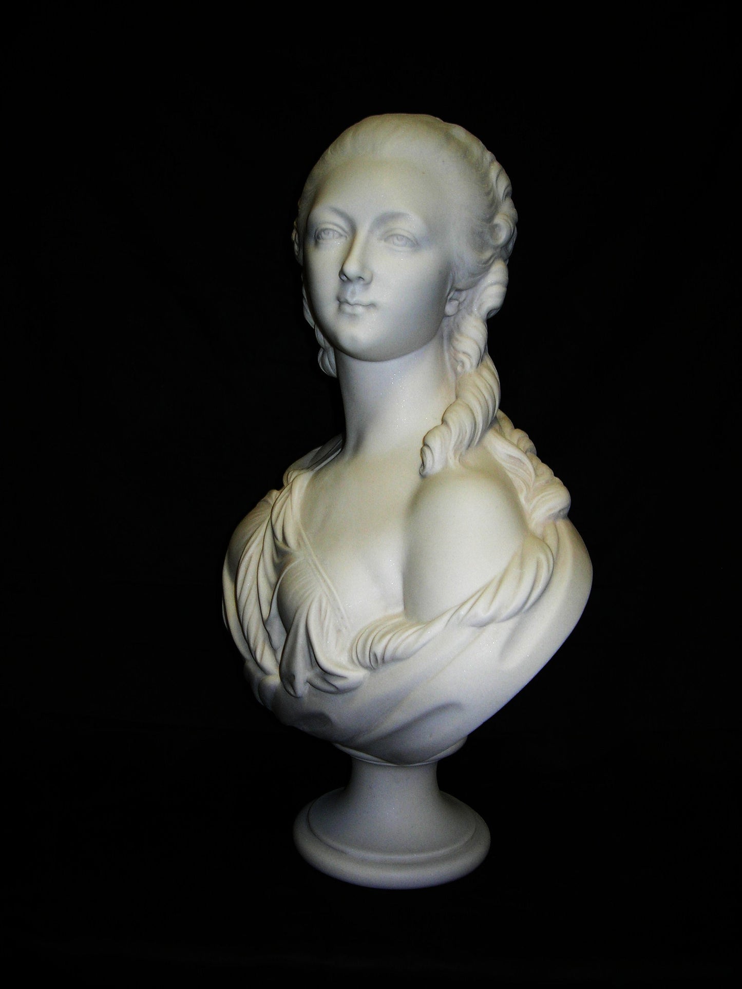 Madame Dubarry Bust