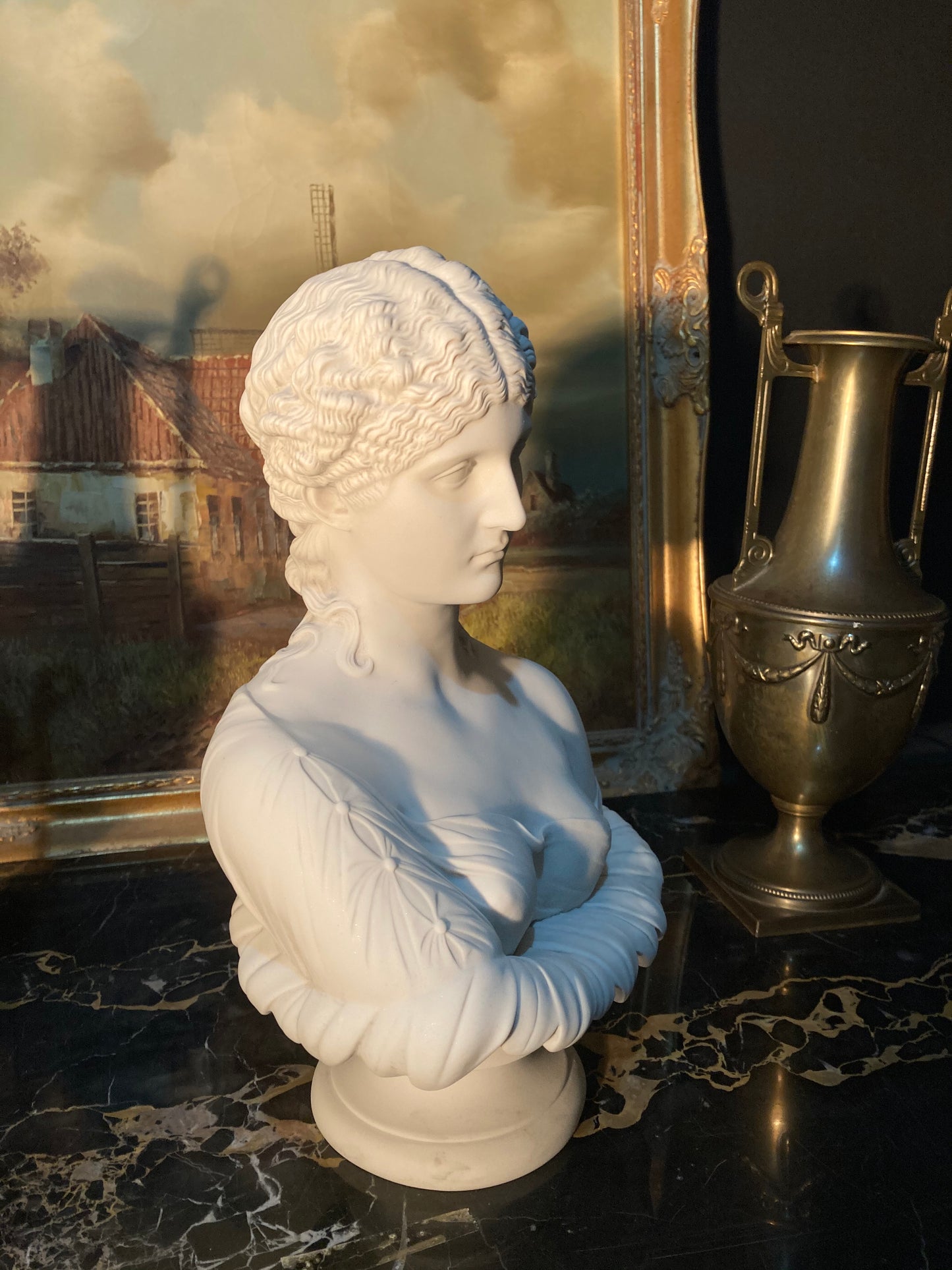 Clytie Miniature