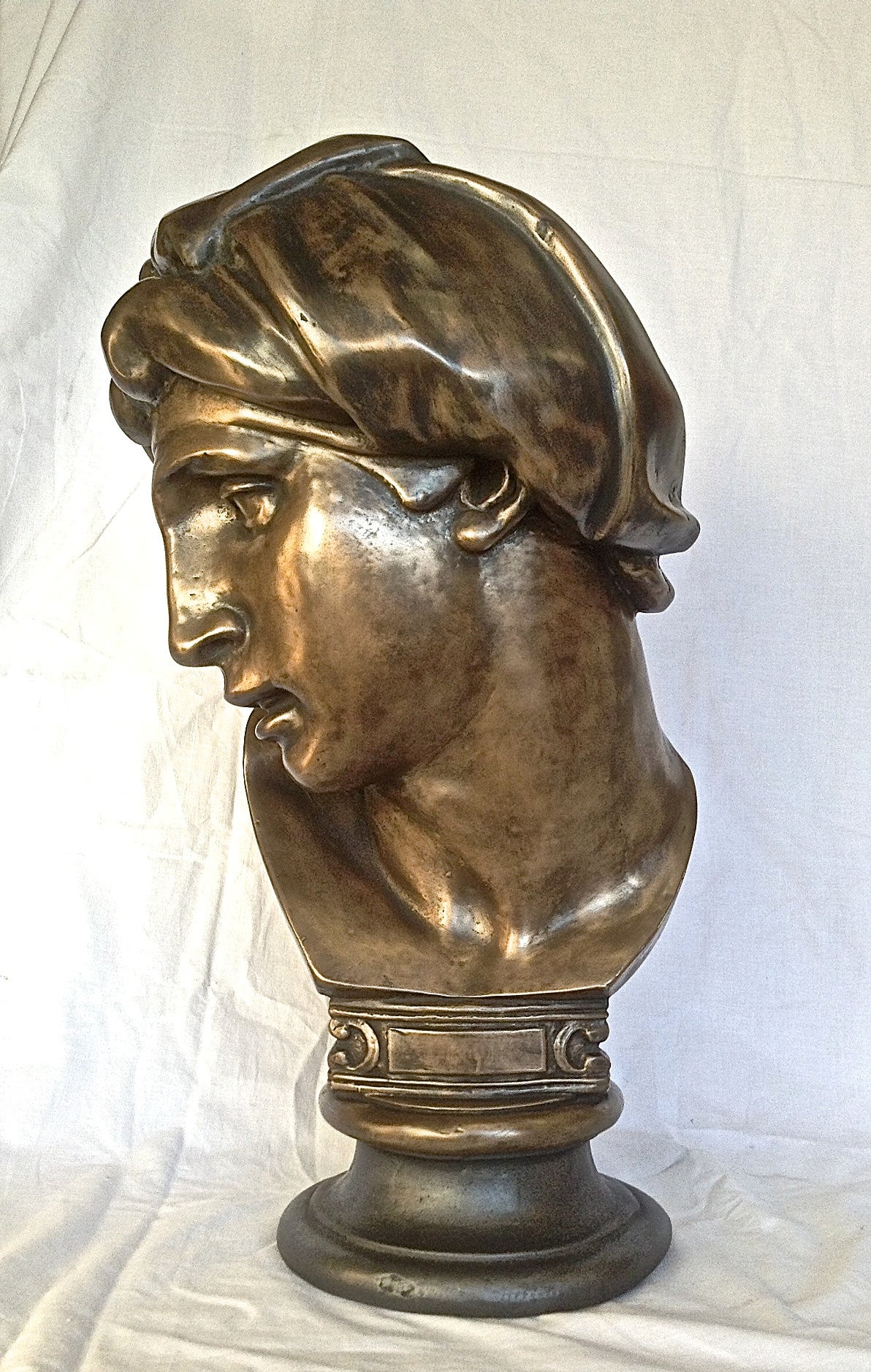 Bronze Aurora