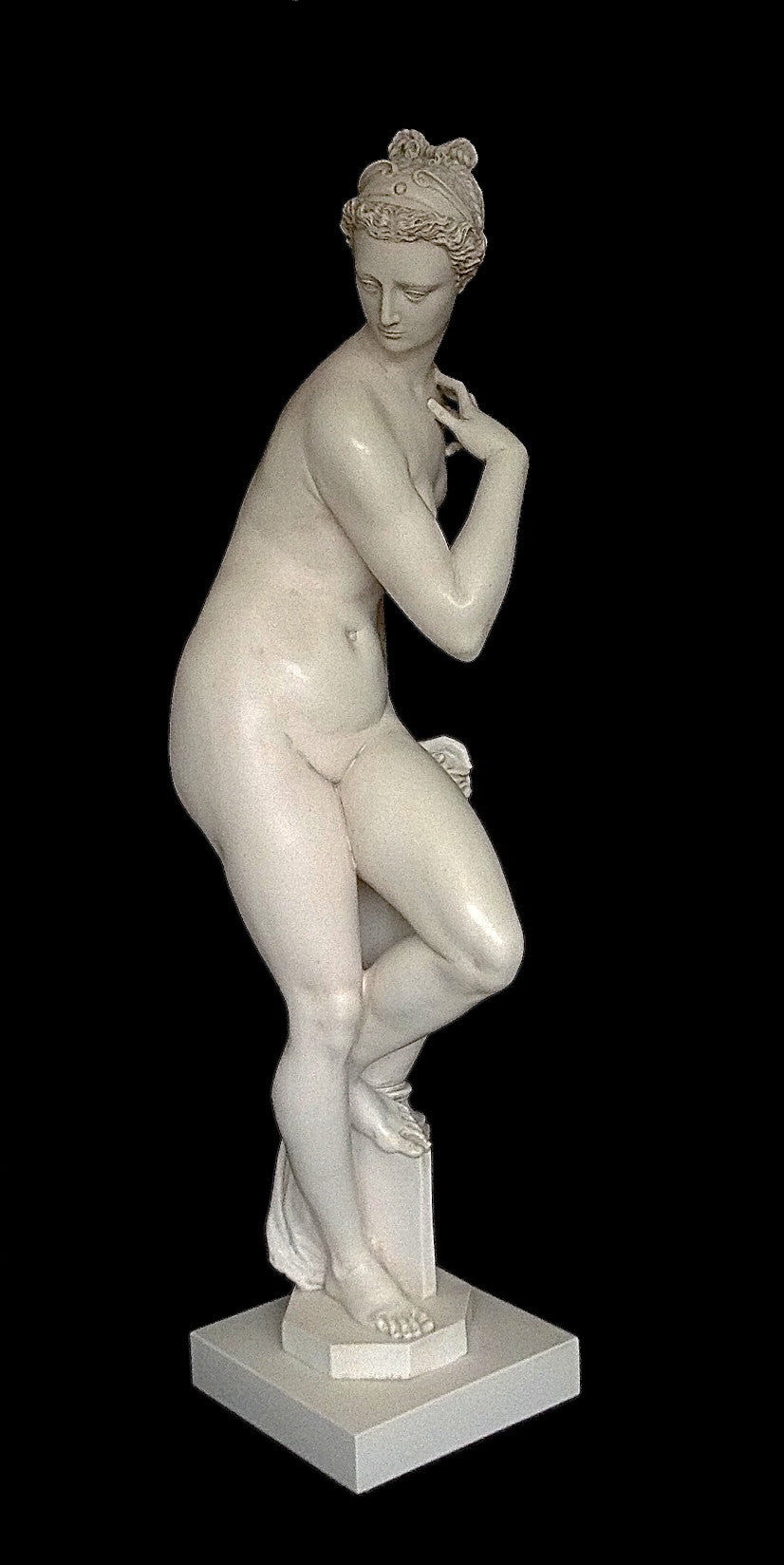 Venus Bologna Statue