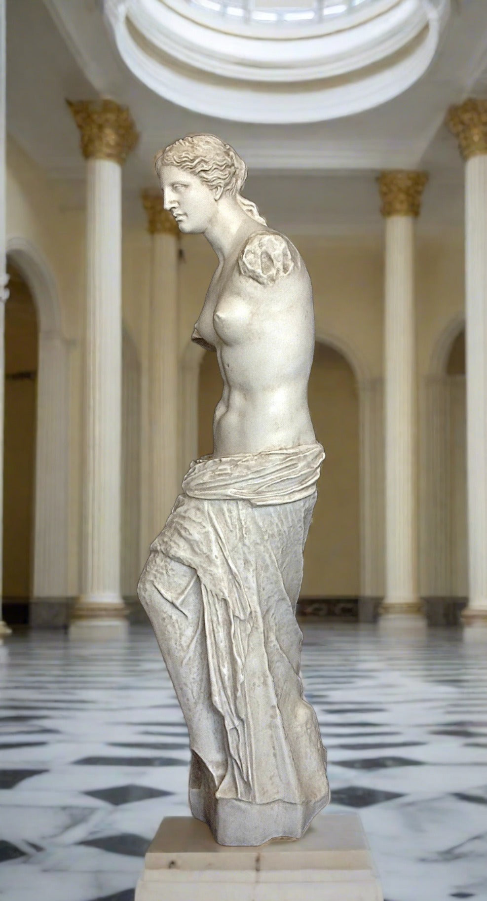 Venus de Milo statue