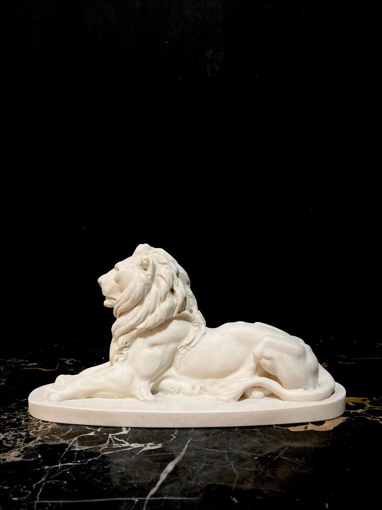 Trafalgar Lion