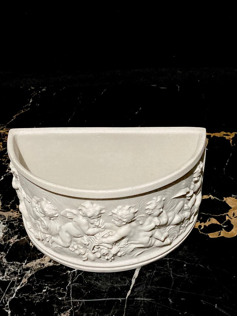 Putti Console Vase
