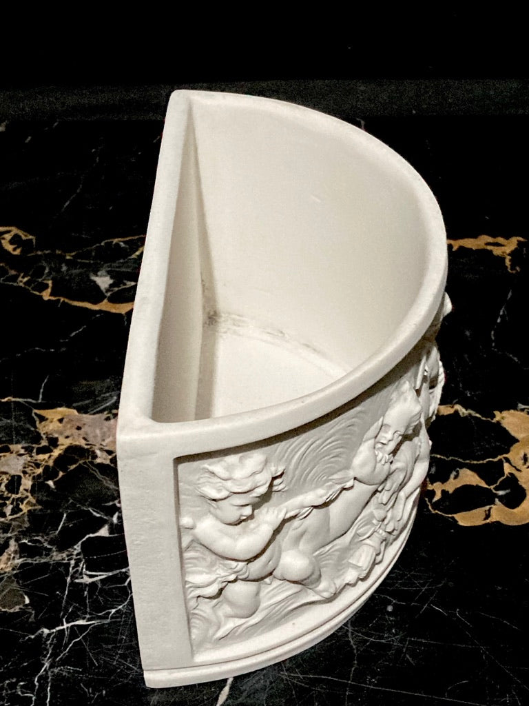 Putti Console Vase