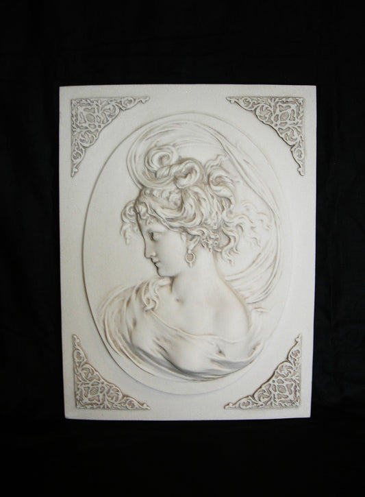Lady Head Oval On Square Back Pair