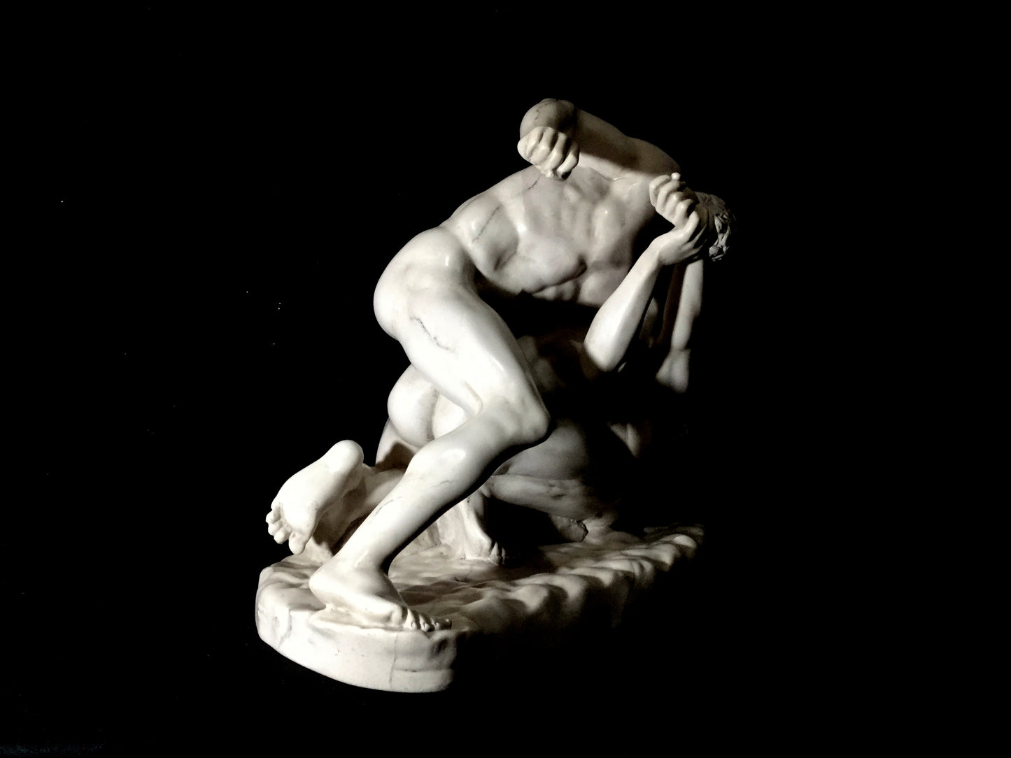 Roman wrestlers