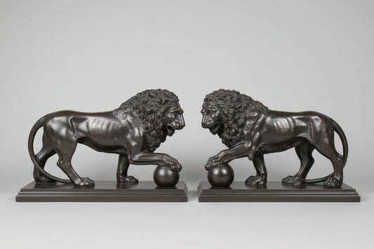 The Medici & Vacca Lions in Basalt Black