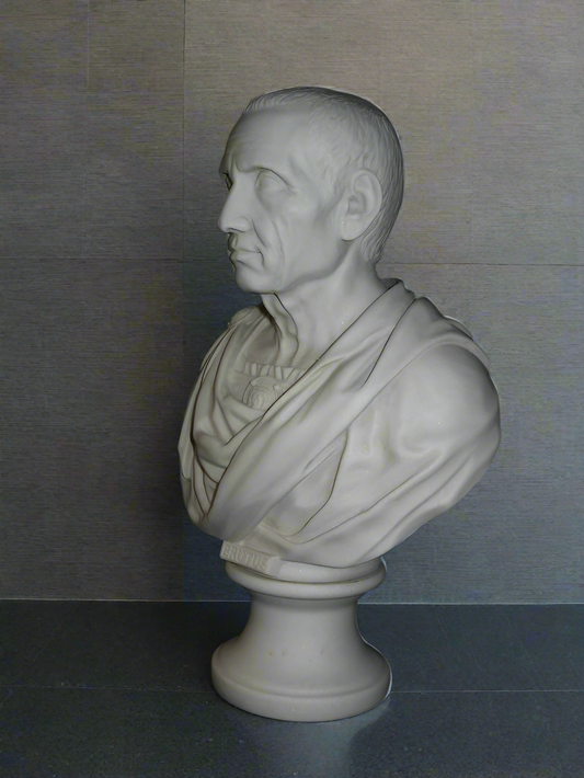 Brutus (Medium)