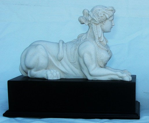 Sphinx auf großem Berg
