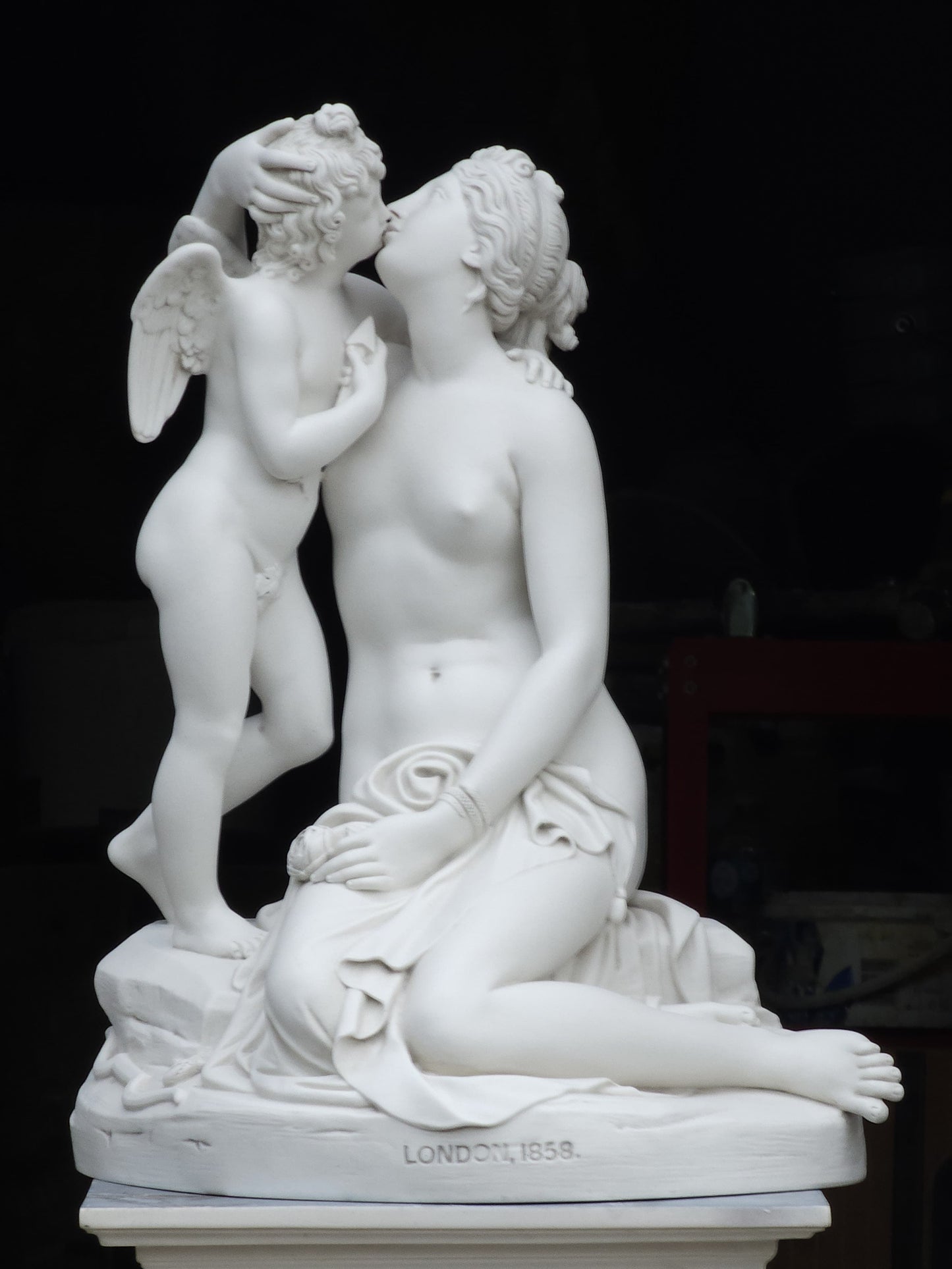 Venus And Cupid Statue