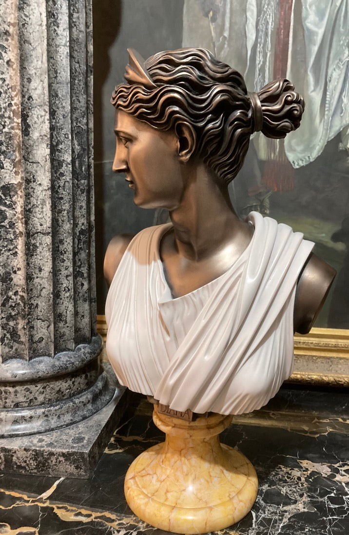 Diane en marbre et bronze