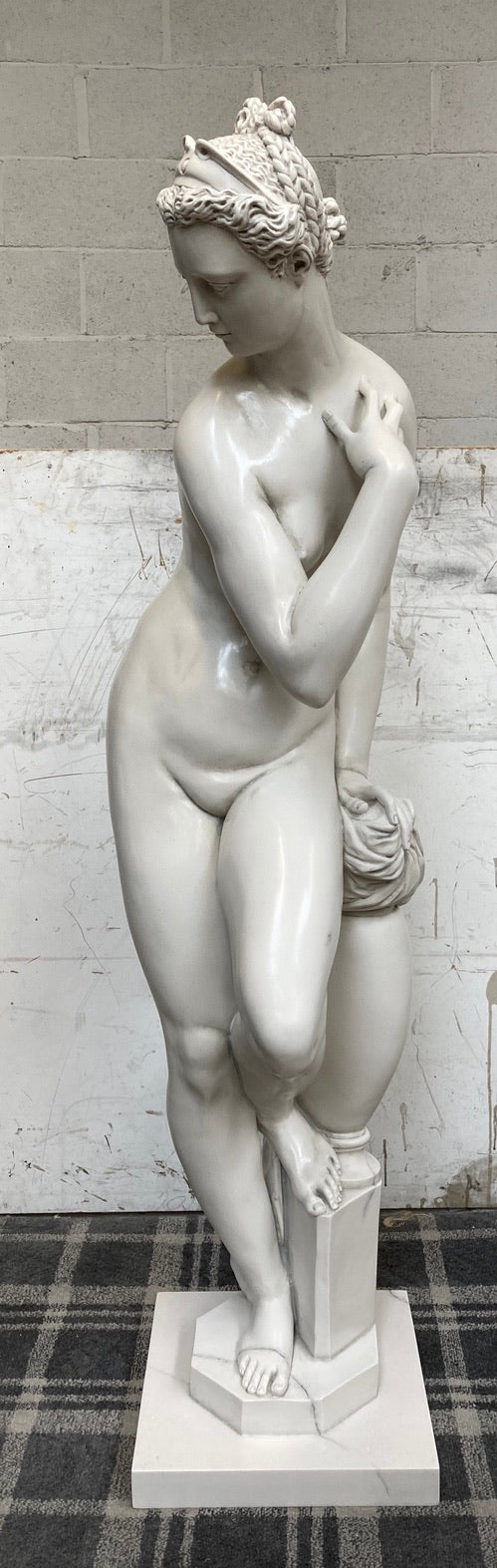 Venus Bologna Statue