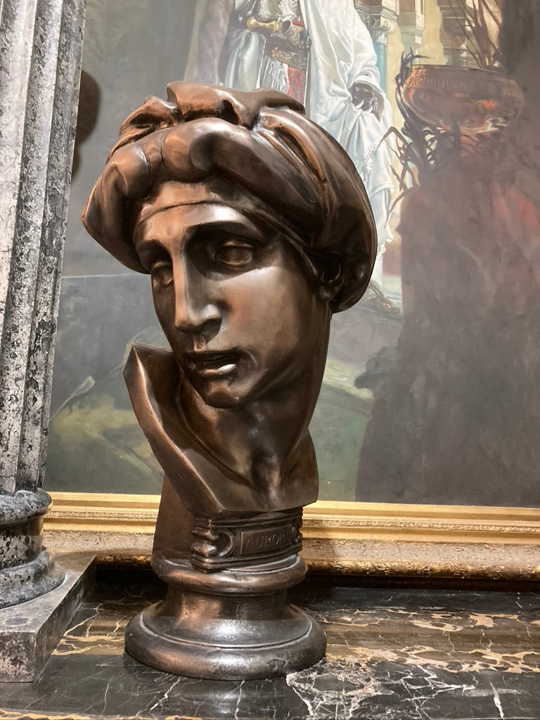 Bronze Aurora