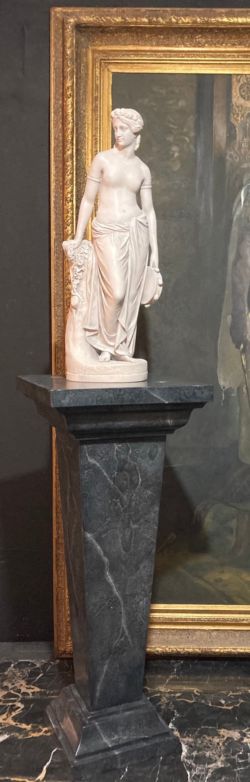 Quadratische konische Säule