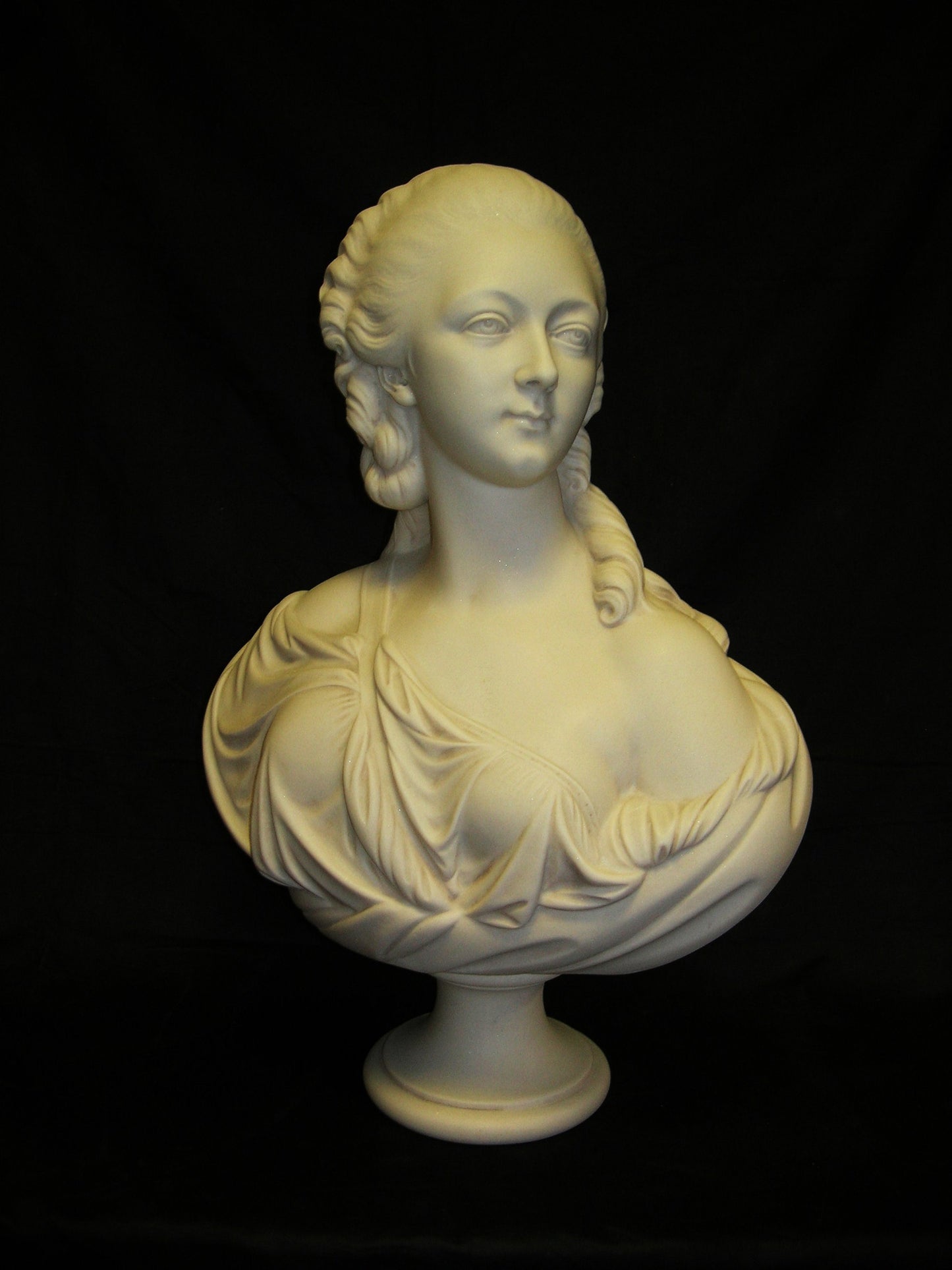 Madame Dubarry Bust