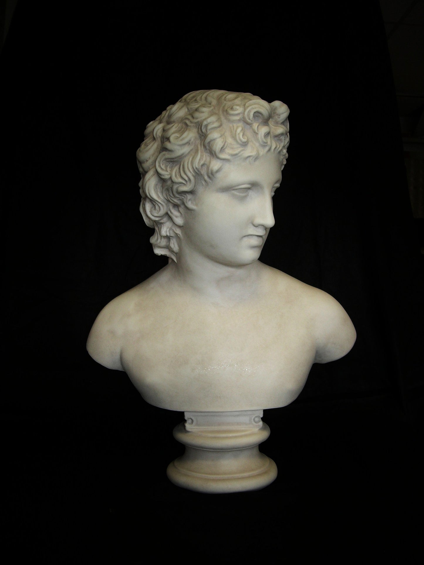 Roman youth