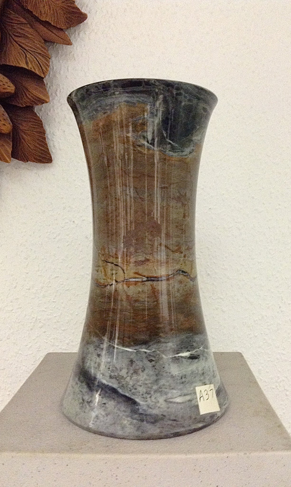 Peafowl Marble Pencil Vase