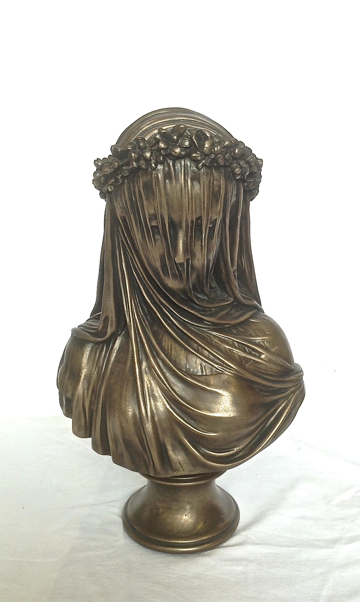 Veiled Lady