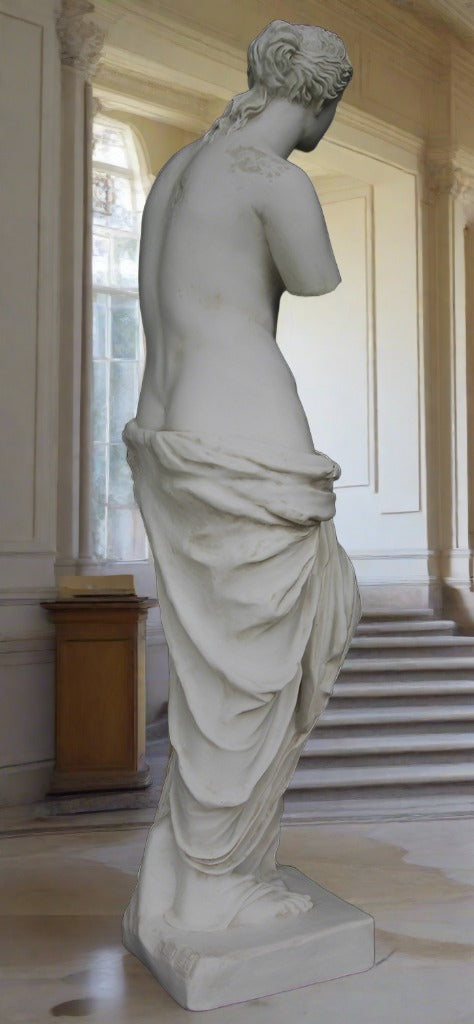 Venus de Milo statue